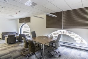 Plafond Armstrong valt in de prijzen
